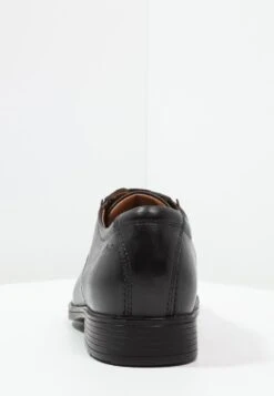 Clarks Tilden Plain - Veterschoenen - Black -Clarks f51a9f52621a49cdb23d4651d70006c9